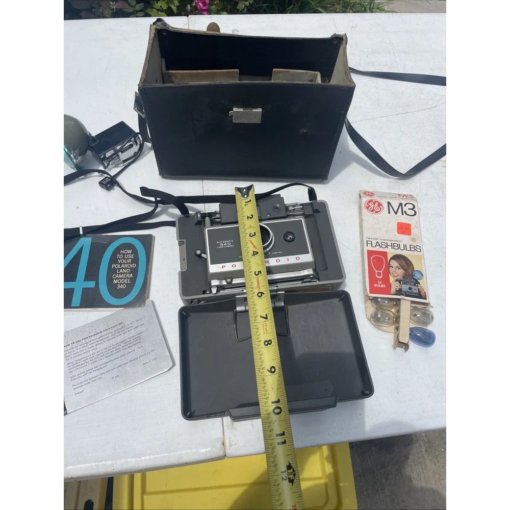 Vintage Polaroid 340 Automatic Land Camera Flash Model 340 Carry Case and more‎